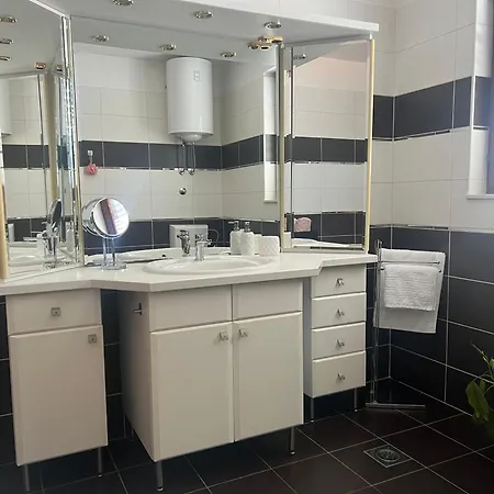 דירה Svagi Rooftop