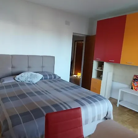 Svagi Apartment