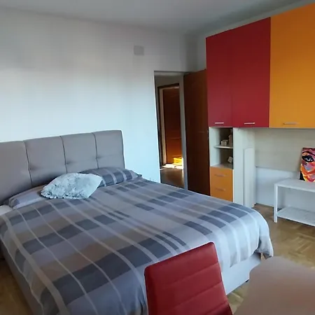 Apartment Svagi *