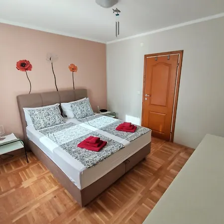 Svagi Rooftop * Split